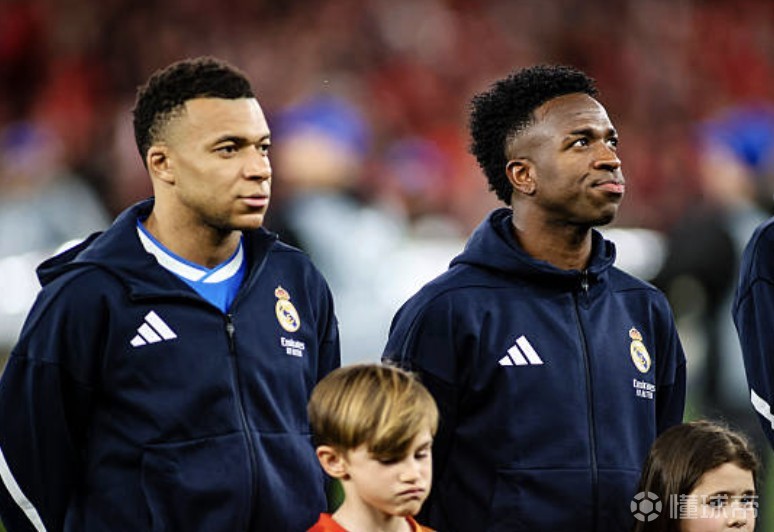 记者：由于支持维尼修斯，姆巴佩在巴西的形象和风评变好了