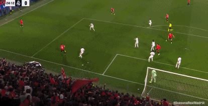 半场战报：皇马0-1奥萨苏纳，库尔图瓦送点，布季米尔点射