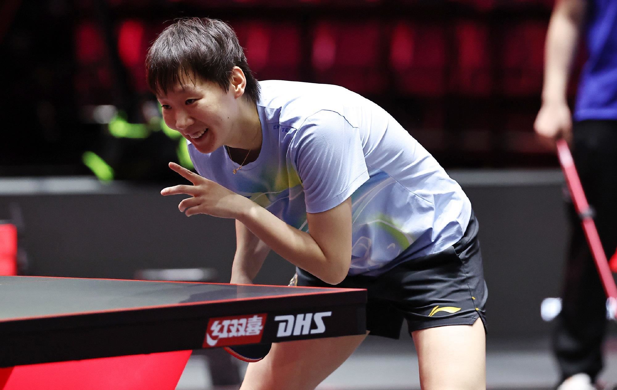 央视直播22日新加坡大满贯赛程，王曼昱对曾尖，王楚钦战卢伟