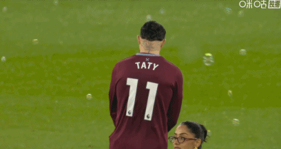 半场战报：西汉姆联0-0伯恩茅斯，迪萨西造险