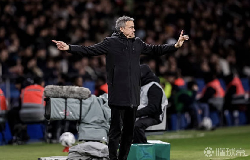 恩里克：谁会认为对欧冠晋级资格的竞争结束了？比分差距不大