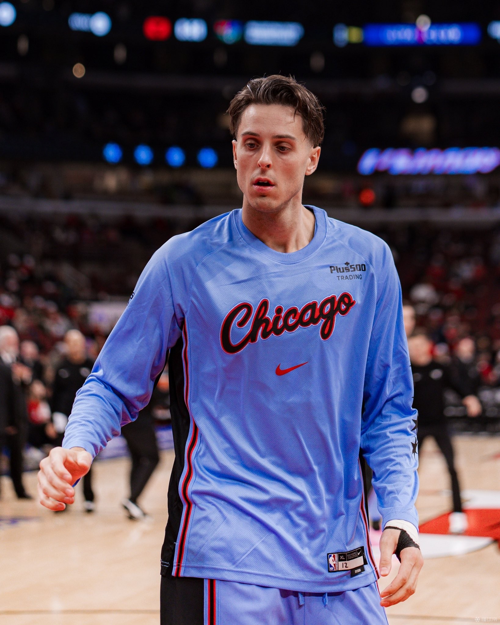 官方：公牛中锋扎克-科林斯接受右脚手术，赛季报销