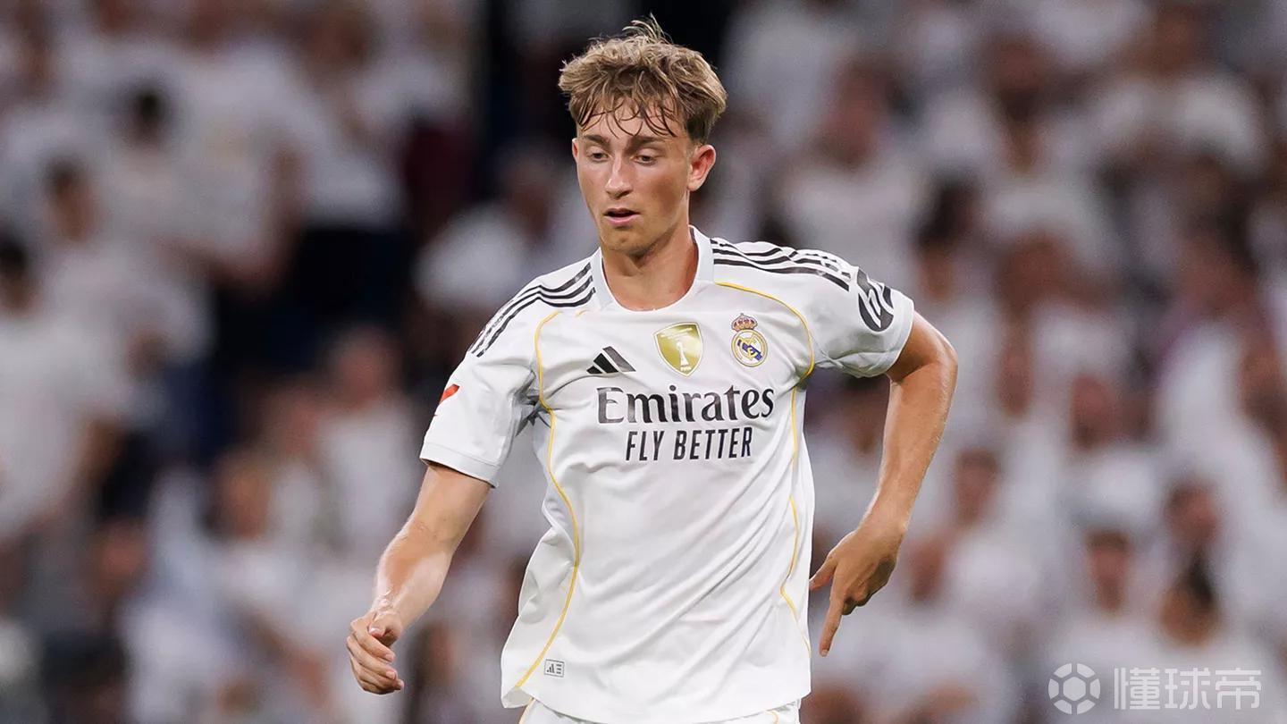 跟队：赫伊森伤情出现积极迹象，但很难赶上与本菲卡的比赛