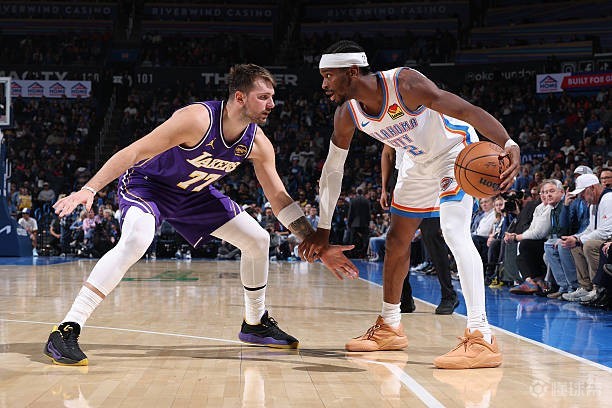 保罗：在我看来SGA比东契奇更胜一筹，因为他愿意努力防守