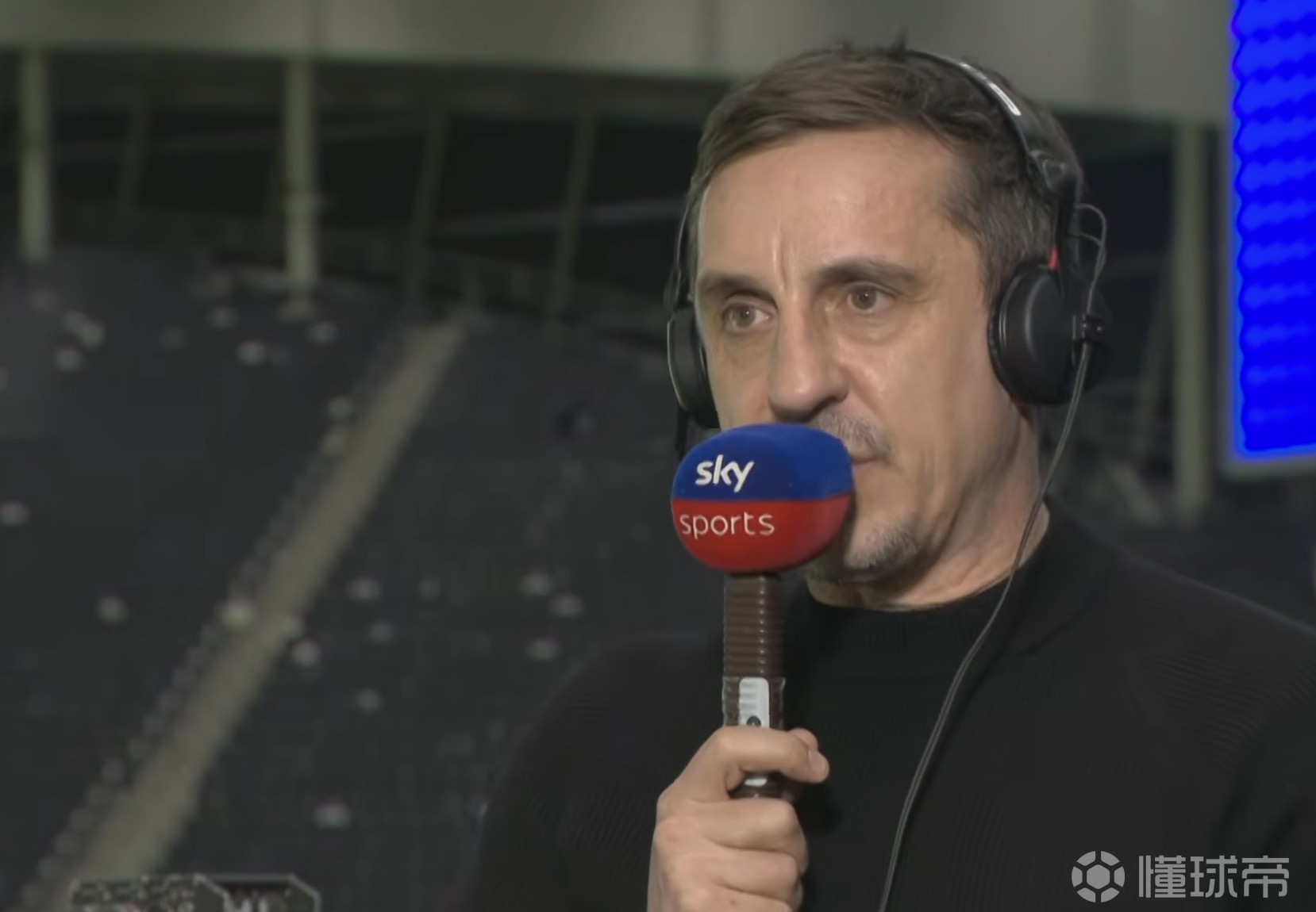 内维尔：积分榜上曼城可能会短暂登顶，但阿森纳最终会夺冠