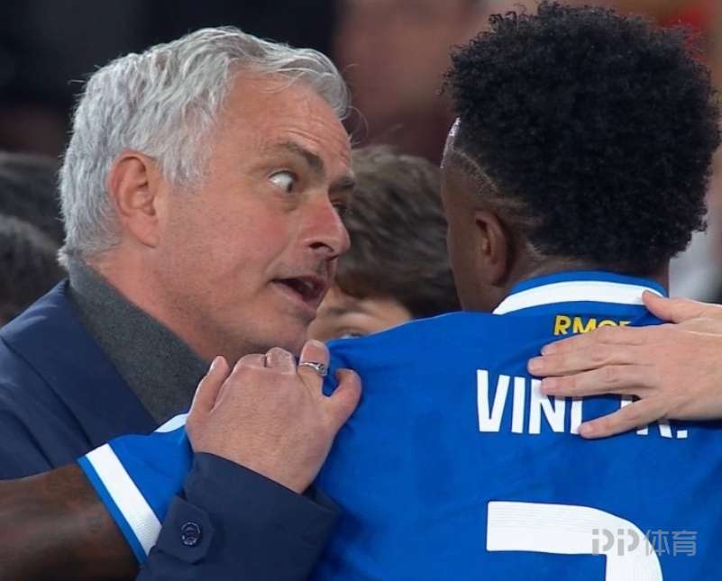 穆帅：我已经和两个人都谈过了 本菲卡不是种族歧视球队