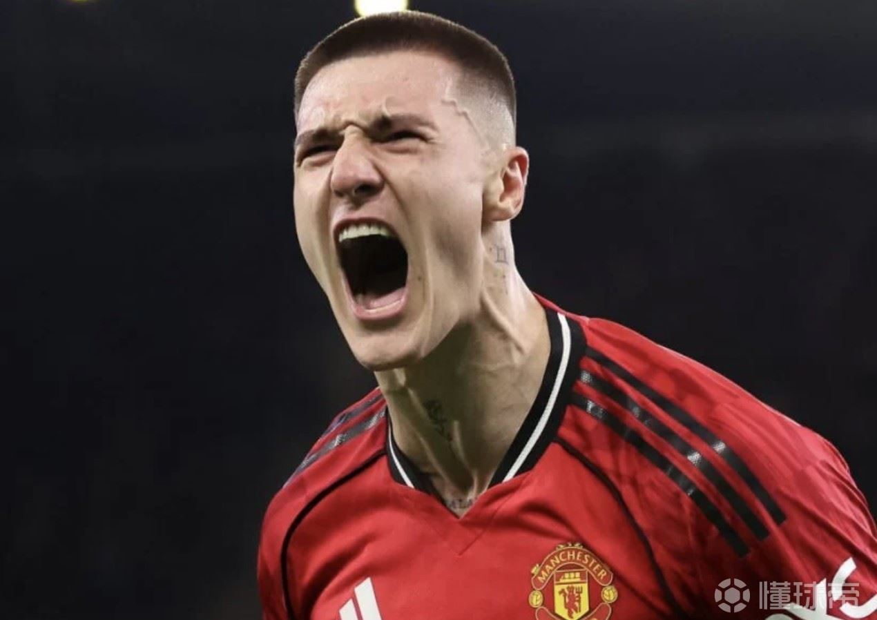 电讯报：曼联前场的配合让人想起鲁尼、C罗、特维斯的时代