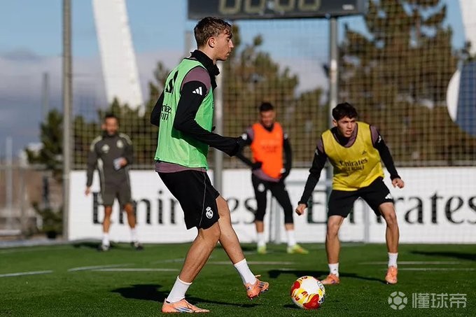 邮报关注赫伊森事件：仅微博道歉，皇马其余官方社媒均未回应