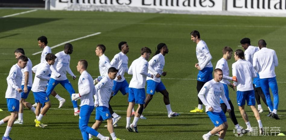 世体：赫伊森因伤无法出战本菲卡，他将在对阵赫塔费时复出