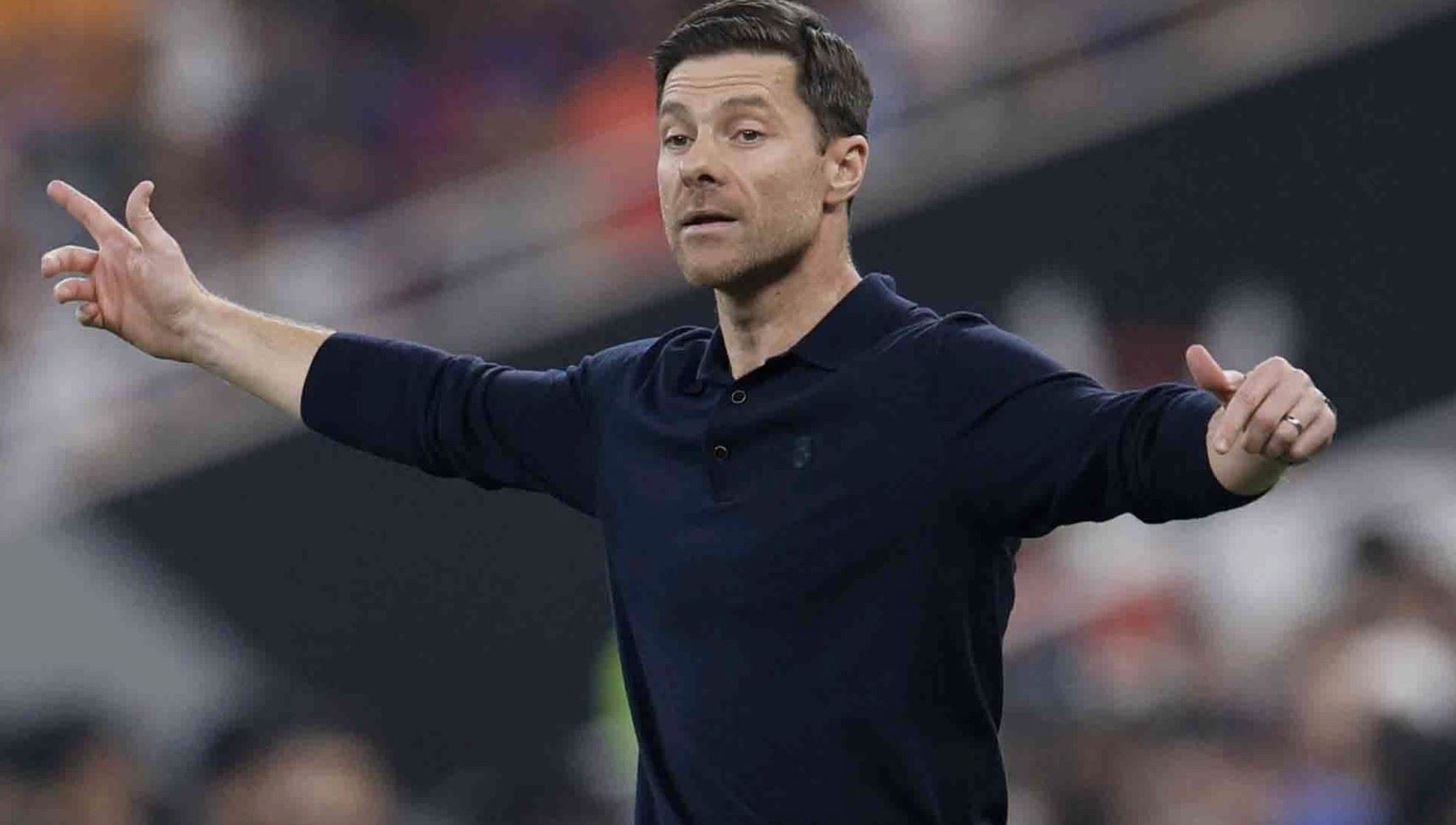 赫迪拉：阿隆索和穆帅、瓜帅、安帅一个水平，以后他会回皇马