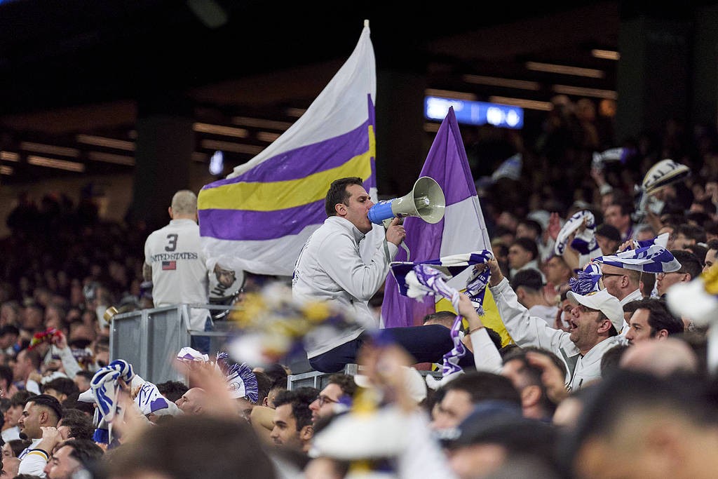 皇马比赛解说员：伯纳乌看台今晚将展示反种族主义及尊重Tifo