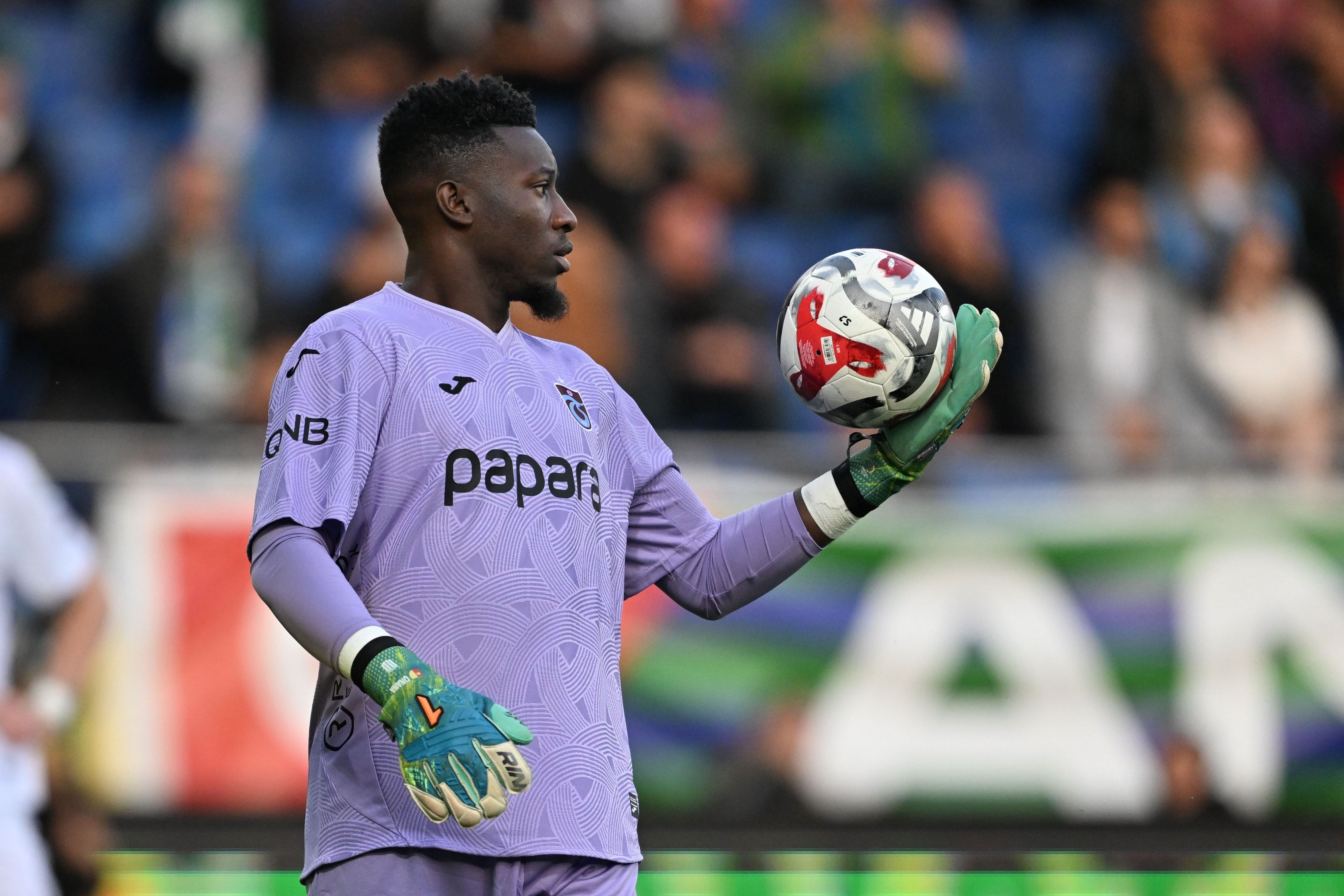 卫报：奥纳纳希望在今年夏天回曼联后争夺一门位置