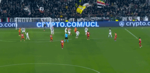 半场战报：尤文1-0加拉塔萨雷，洛卡特利点射，孔塞桑造险