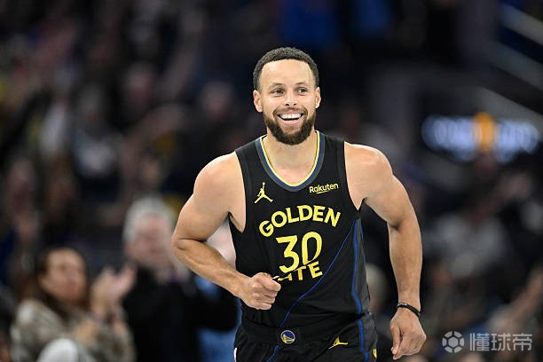 每日经济新闻：安踏CEO亲自出马与库里洽谈，双方合作可能性高