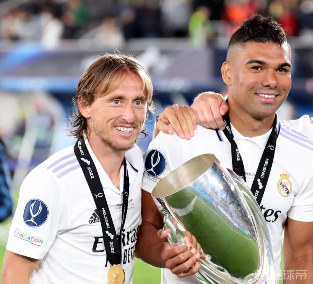 记者：卡塞米罗有可能去意大利，因为莫德里奇已经在米兰了