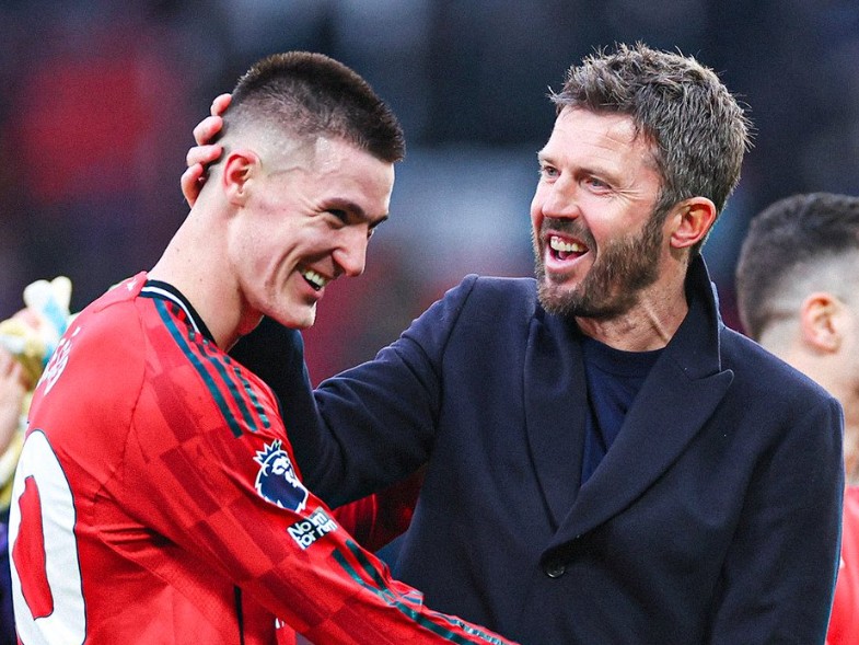 布鲁斯：卡里克现在确实面临该不该让谢什科首发的难题