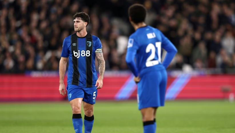 《体育报》：巴萨正密切关注伯恩茅斯中卫塞内西