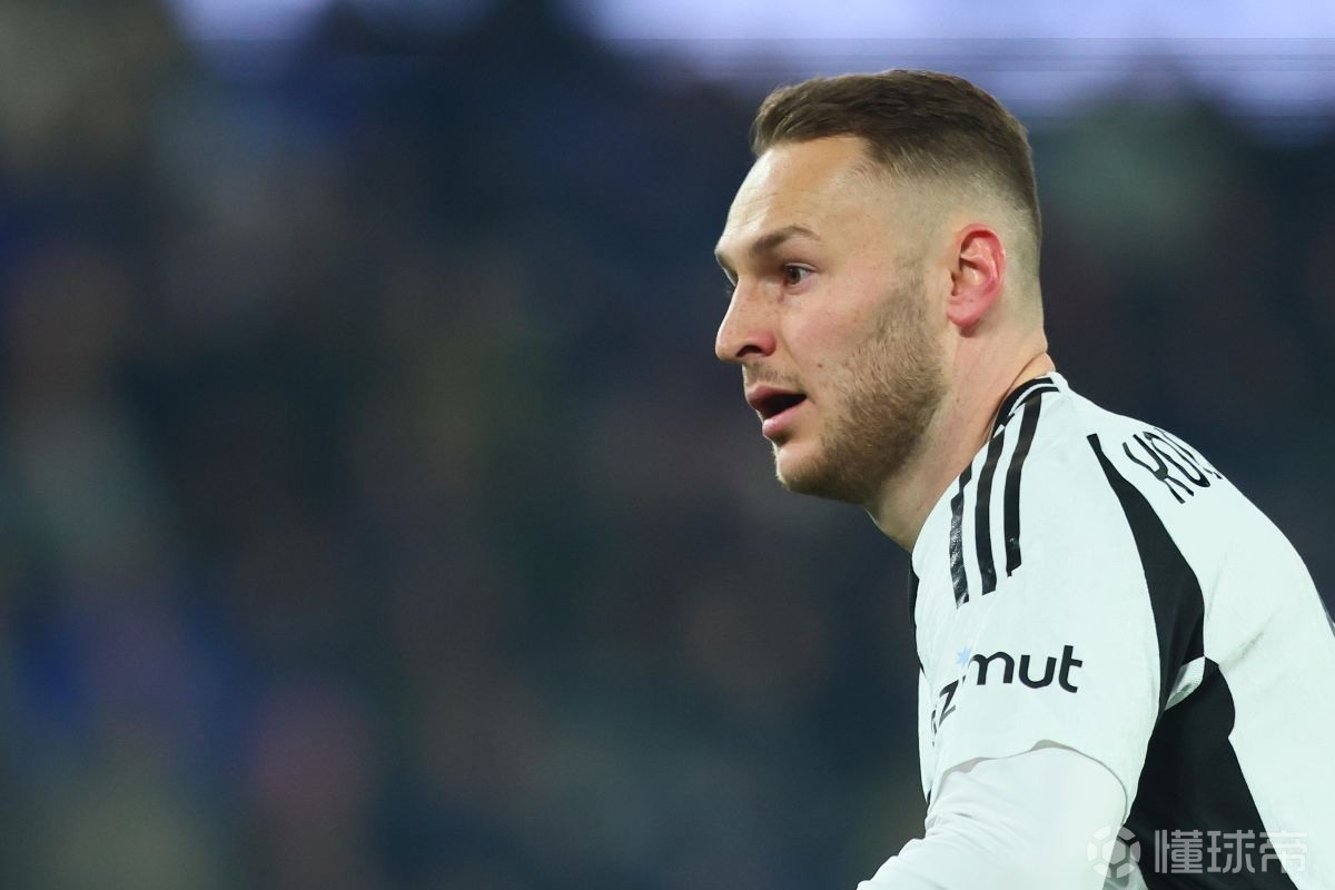 库普：要全力以赴追三个球；无论中场还是后卫我都得做得更好