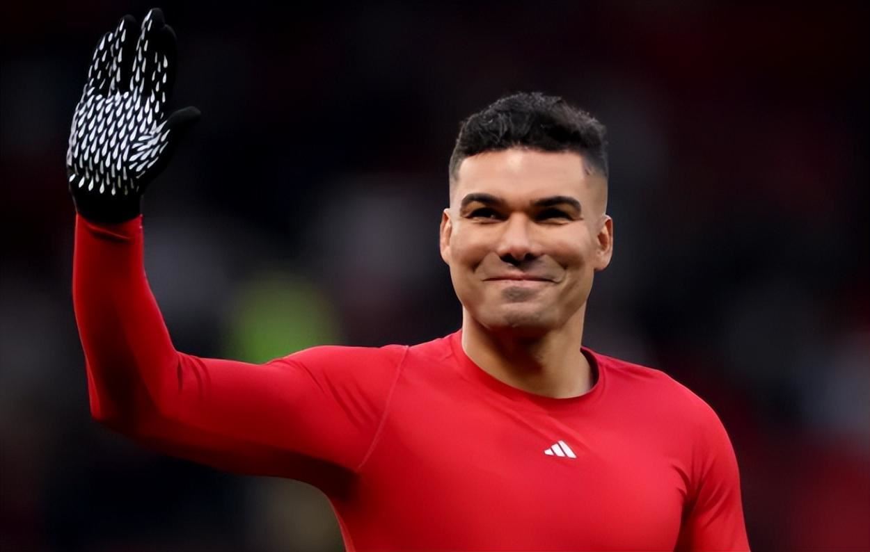 曼联寻找卡塞米罗替代者，4大心仪猎物浮出水面，红魔最想得到他