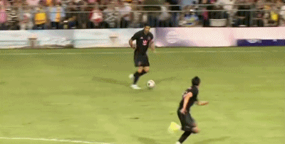 半场战报：迈阿密国际1-1山谷独立，苏亚雷斯助攻，莫拉莱斯破门