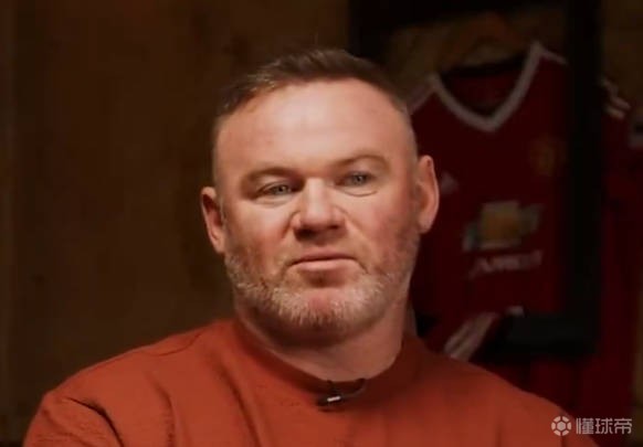 鲁尼：曾因为对皇马替补去餐厅，遇到马拉多纳后他还送我领带