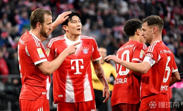 法尔克：拜仁愿今夏4000万欧起价卖金玟哉，但他目前无意离开