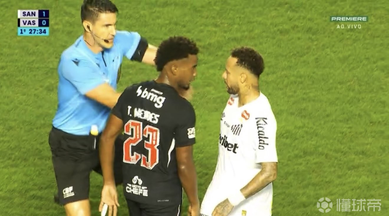 内马尔谈对手门德斯：他就是个蠢货，在巴黎时他就伤过我一次