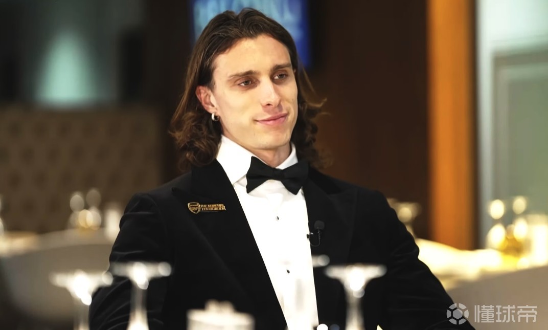 卡拉菲奥里：我们拥有赢得冠军所需的一切；和塔帅共事是荣幸