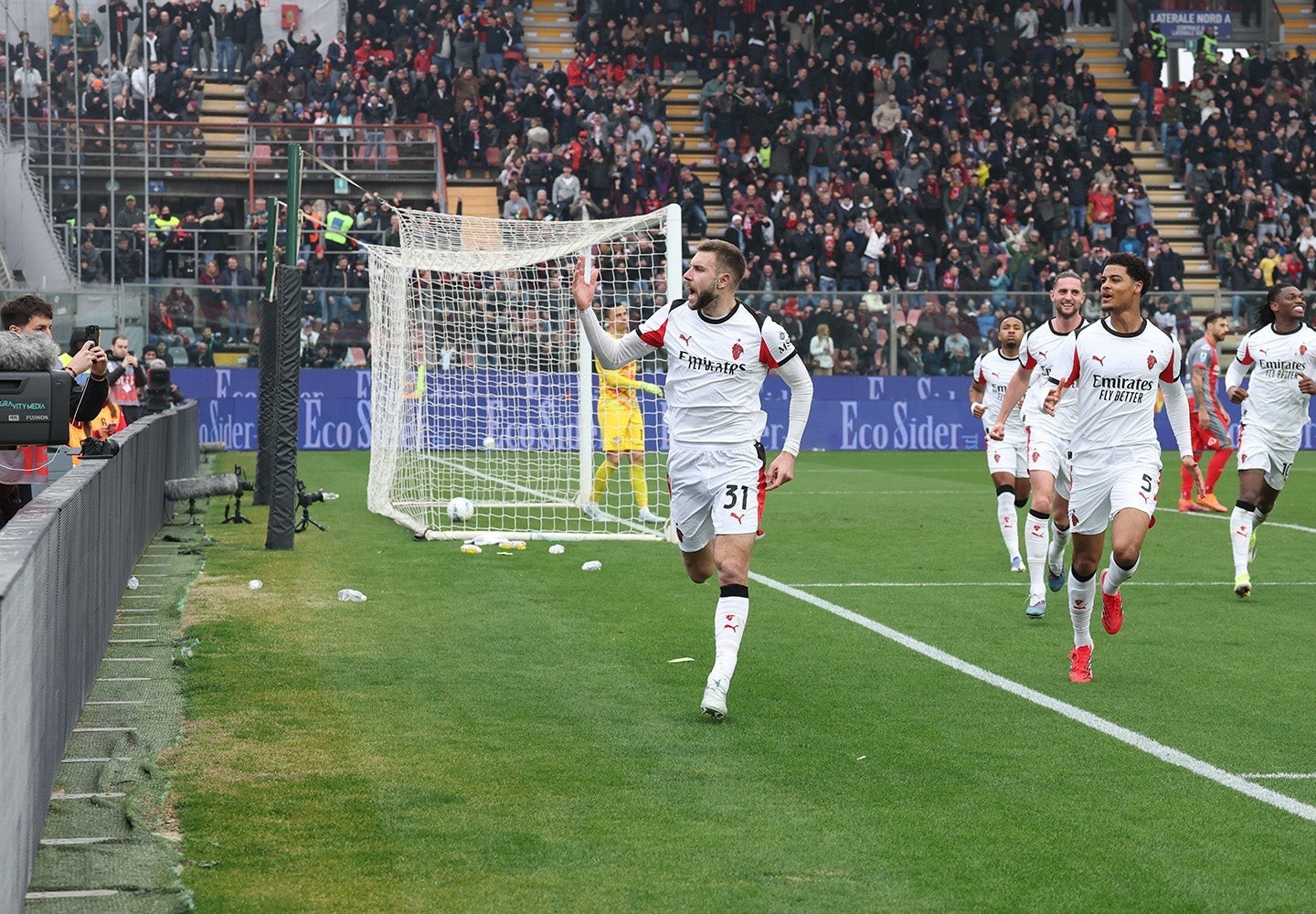 真不容易，米兰自1993年以来首次客胜克雷莫内塞