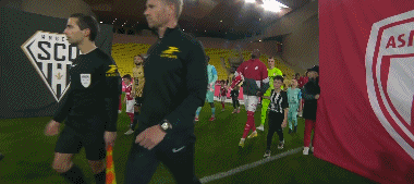 半场：摩纳哥0-0昂热，费斯头槌造险