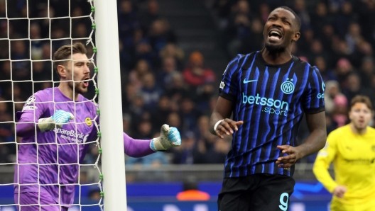 米体:图拉姆本赛季和上赛季一样,开局爆发但随后长期进球荒