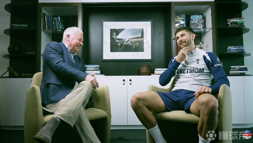 维卡里奥：图多尔很愿意和球员交流，他的处事方式非常直率