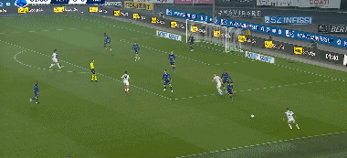 半场：维罗纳0-1那不勒斯，霍伊伦开场闪击