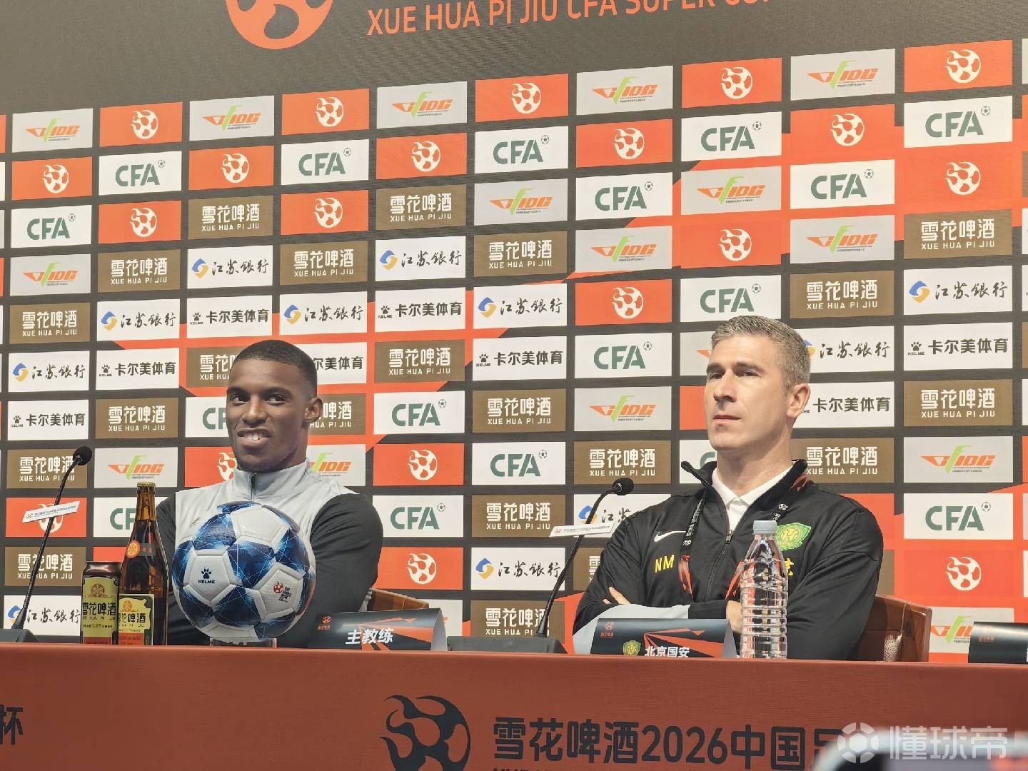 蒙哥马利:赛前赛后和穆斯卡特是朋友;全力争夺奖杯