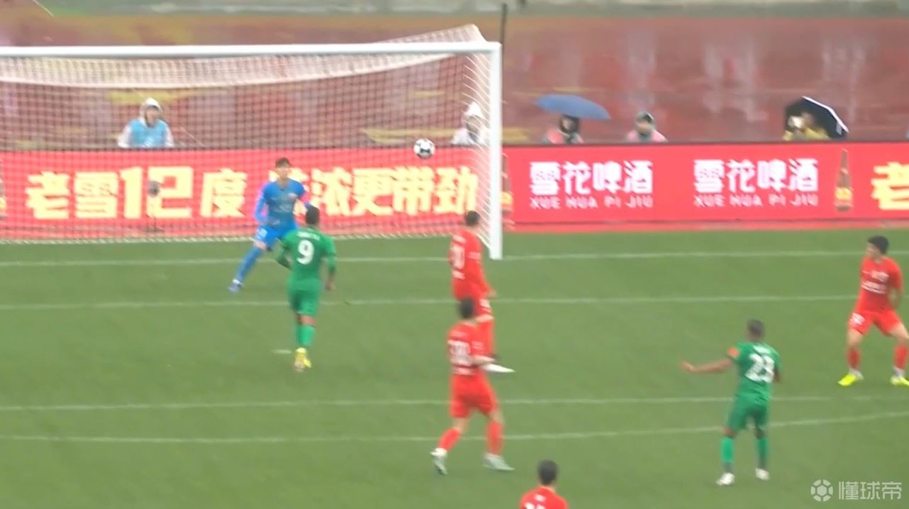 热议超级杯半场：国安节奏明显比去年快；海港10号位缺失暴露
