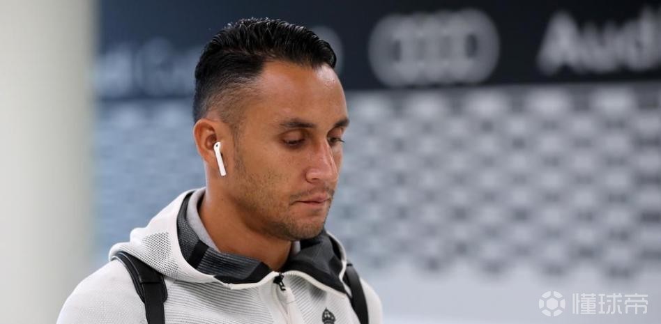 纳瓦斯：得知转会曼联失败我十分冷静，这激励了我的皇马生涯