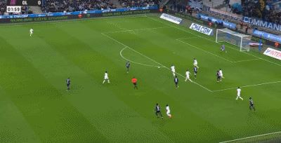 半场战报：马赛0-1里昂，托利索破门，格林伍德造险