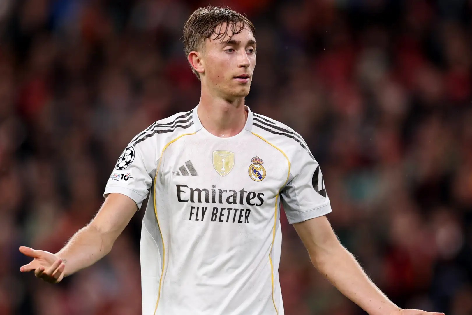 Goal关注赫伊森事件：球迷认为道歉是为了维护皇马在华商业利益