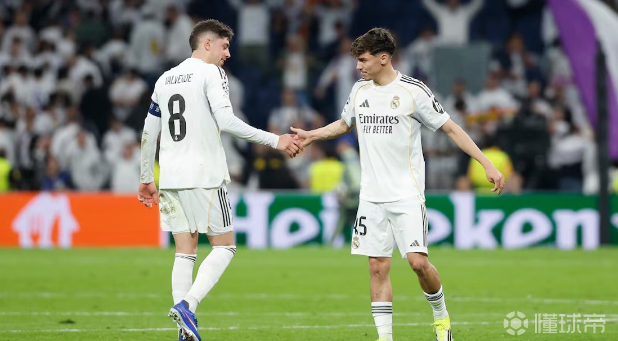 阿斯：阿韦洛亚十分看重皮塔奇与帕拉西奥斯，将着重进行培养