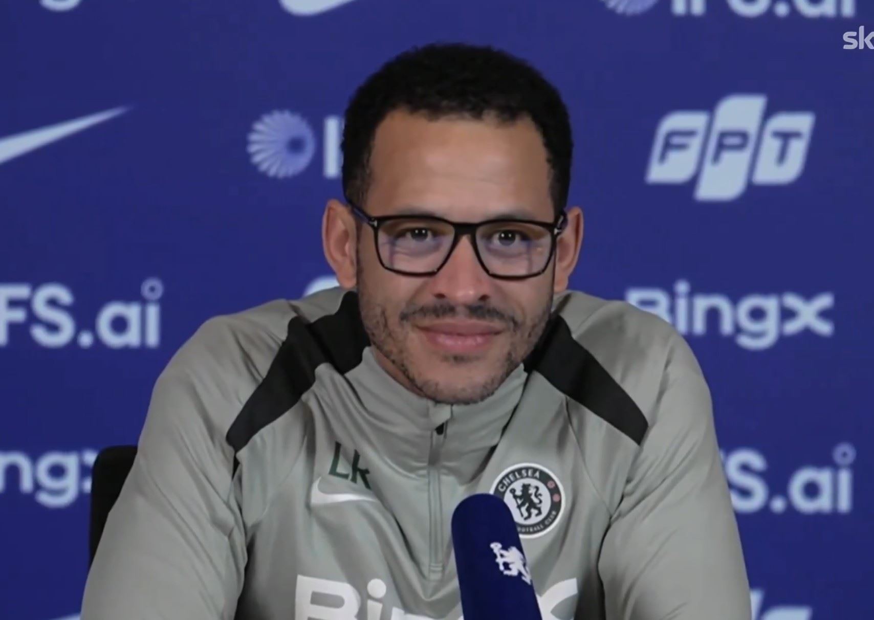 罗塞尼尔：将按纪律表现调整首发，帕尔默和里斯-詹姆斯没伤