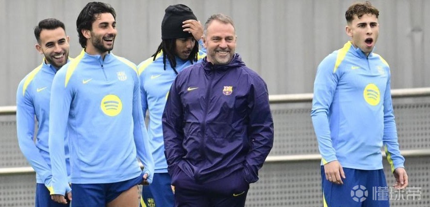 世体：巴萨更衣室广泛支持拉波尔塔，弗里克也表达了支持