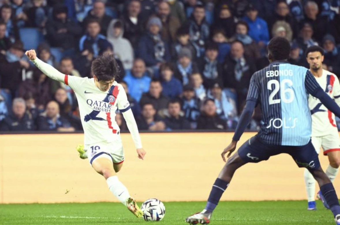 队报：巴黎内部认为李刚仁的表现低于预期，但职业态度很乐观