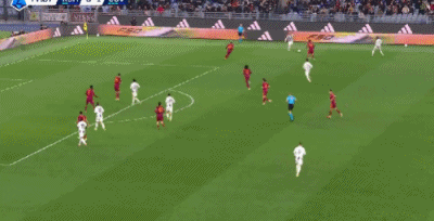 第78分钟，博加禁区无人防守凌空抽射破门，罗马3-2尤文