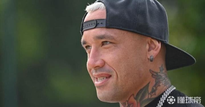 纳因戈兰：我比博格巴强，那年代只有比达尔和德罗西与我匹敌