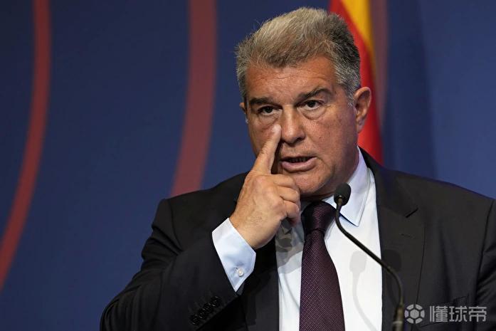 西媒：皇马认为欧足联即将就内格雷拉案处罚巴萨，并对此乐观