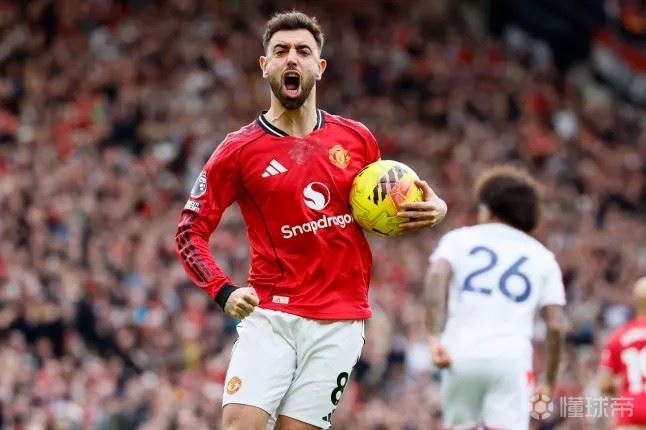 B费英超生涯18次传射建功，同期仅次于萨拉赫