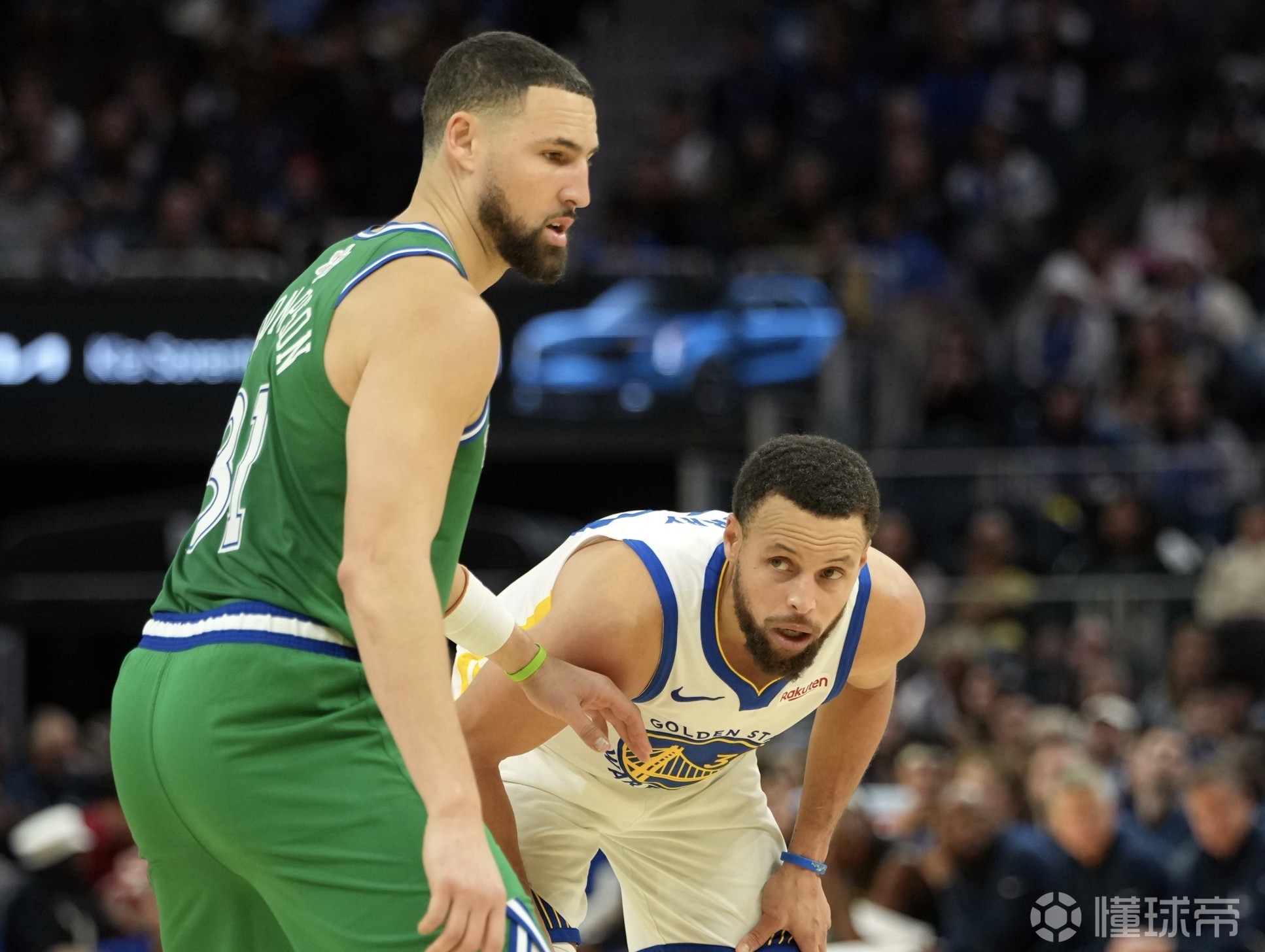 巴克利：库里和克莱毁了NBA，球员都自认是他们而乱投三分