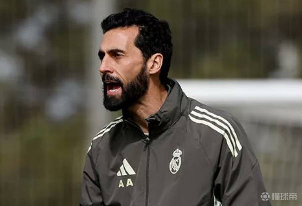 科贝：姆巴佩、贝林分别在巴黎和伦敦治疗，卡马文加仍然牙疼