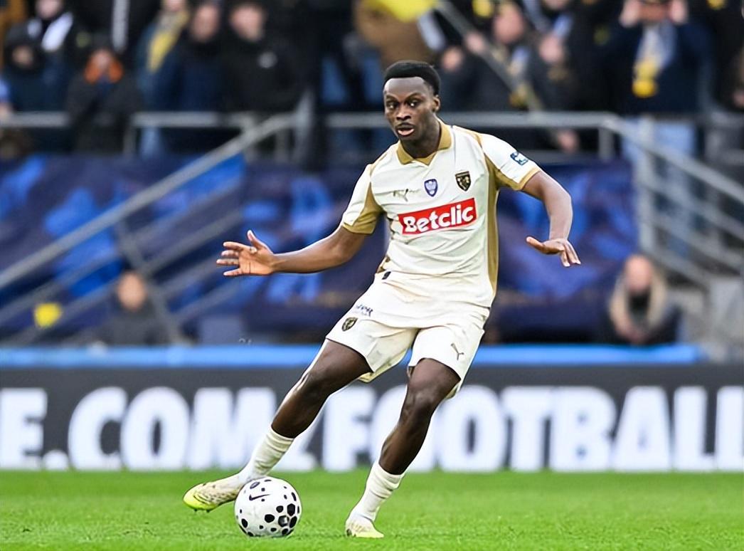 2球2助攻！21岁奥地利后防天才横空出世，身价暴涨6倍，4豪门疯抢