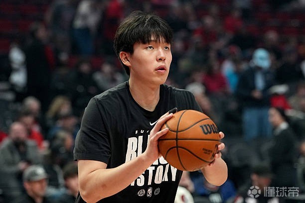  开拓者更新今日比赛伤病名单：罗威出战成疑，杨瀚森可以出战